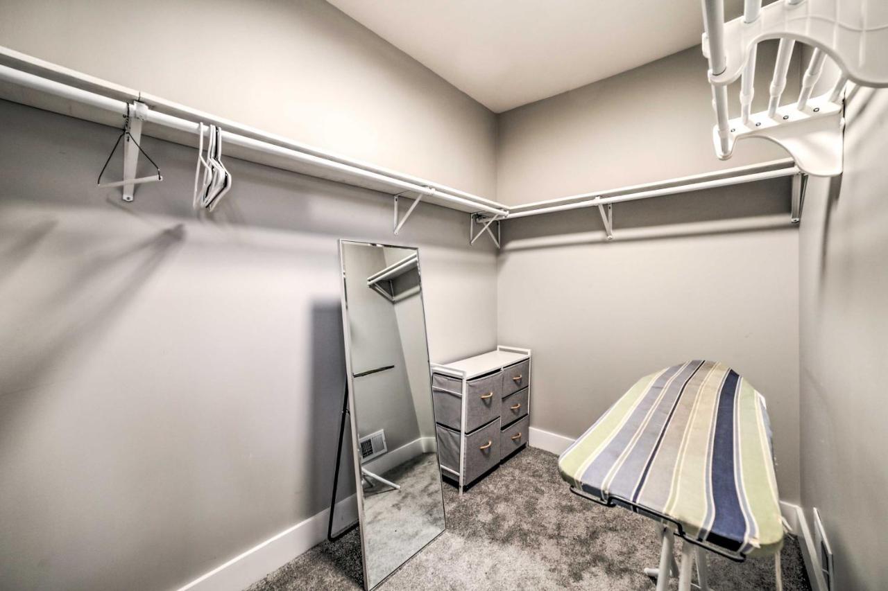 Well-appointed 1 Mi To Dtwn! Holiday home
